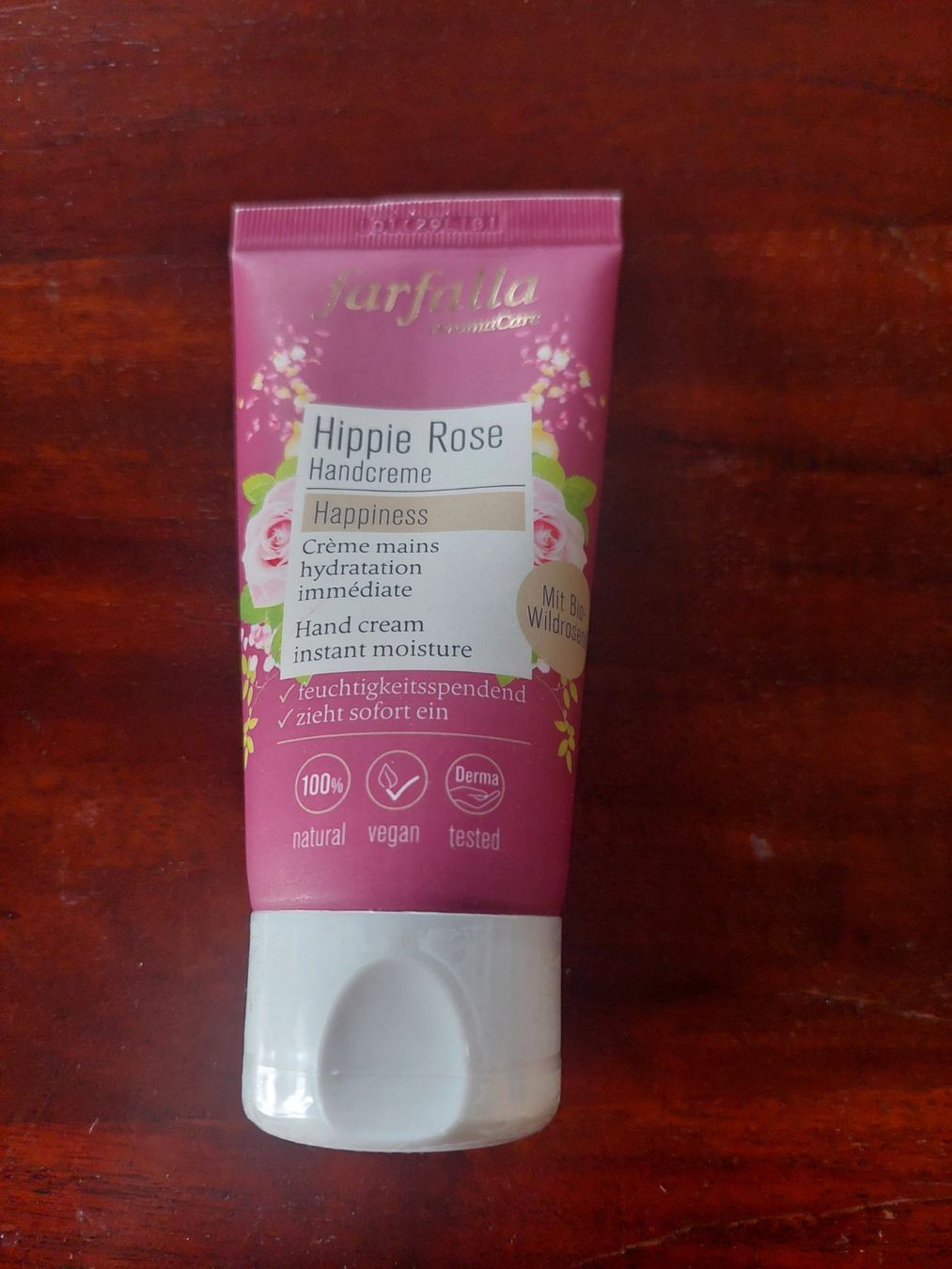 Farfalla Feuchtigkeitspflege: Farfalla Handcreme Hippie Rose 50ml – Neu und originalverpackt aus Beckenried von Havacola 1