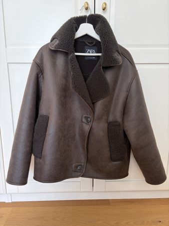 Zara Jacke kastanienbraun neu
