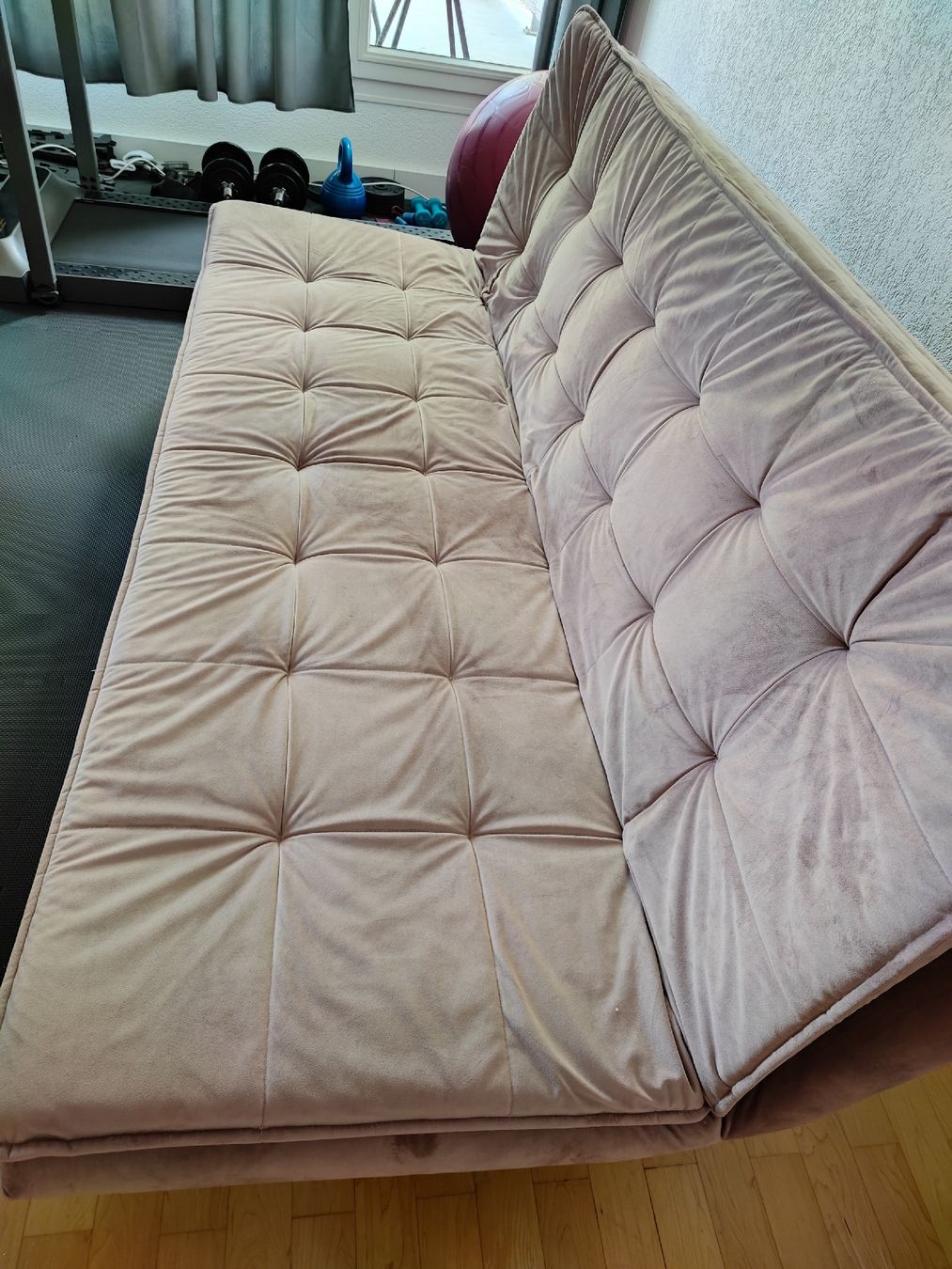 Conforama Sofas: Bettsofa GHOST Stoff rosa neuwertiger Zustand – Gebraucht aus Rupperswil von sepppy 2