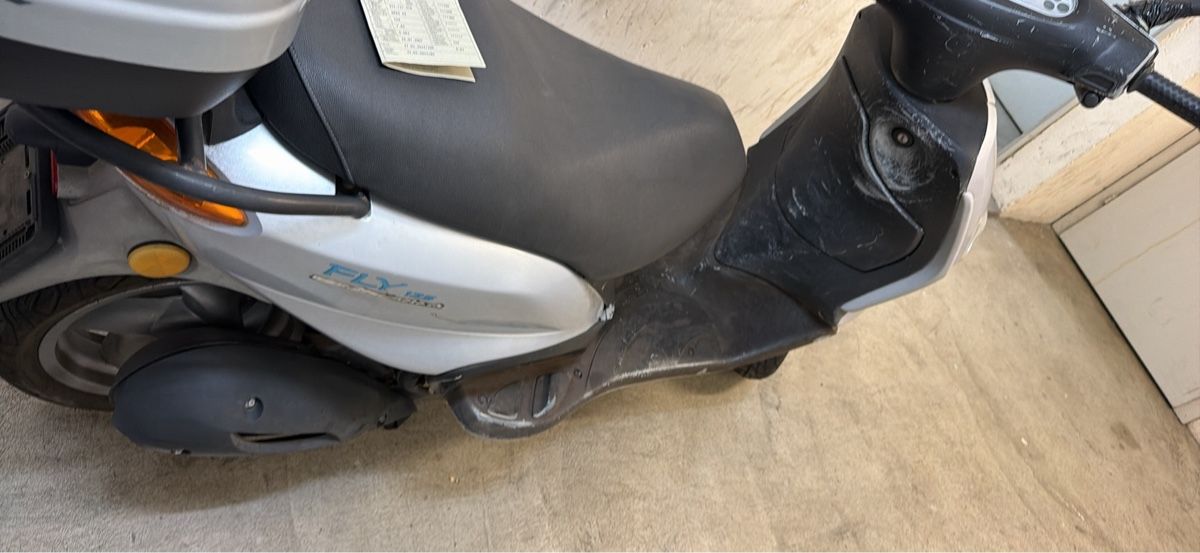 Piaggio Scooter: Piaggio fly 125 – Usato da basel venduto da Swiss._.1978 2
