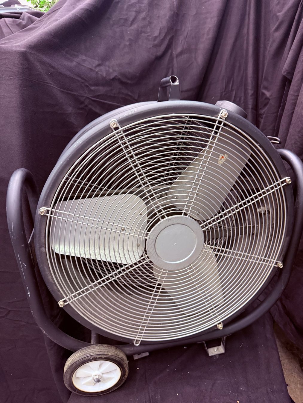 Ventilateurs: Showtec SF-150 Axial Touring Ventilator Profi – D'occasion à Wil par erdgeschoss_wil