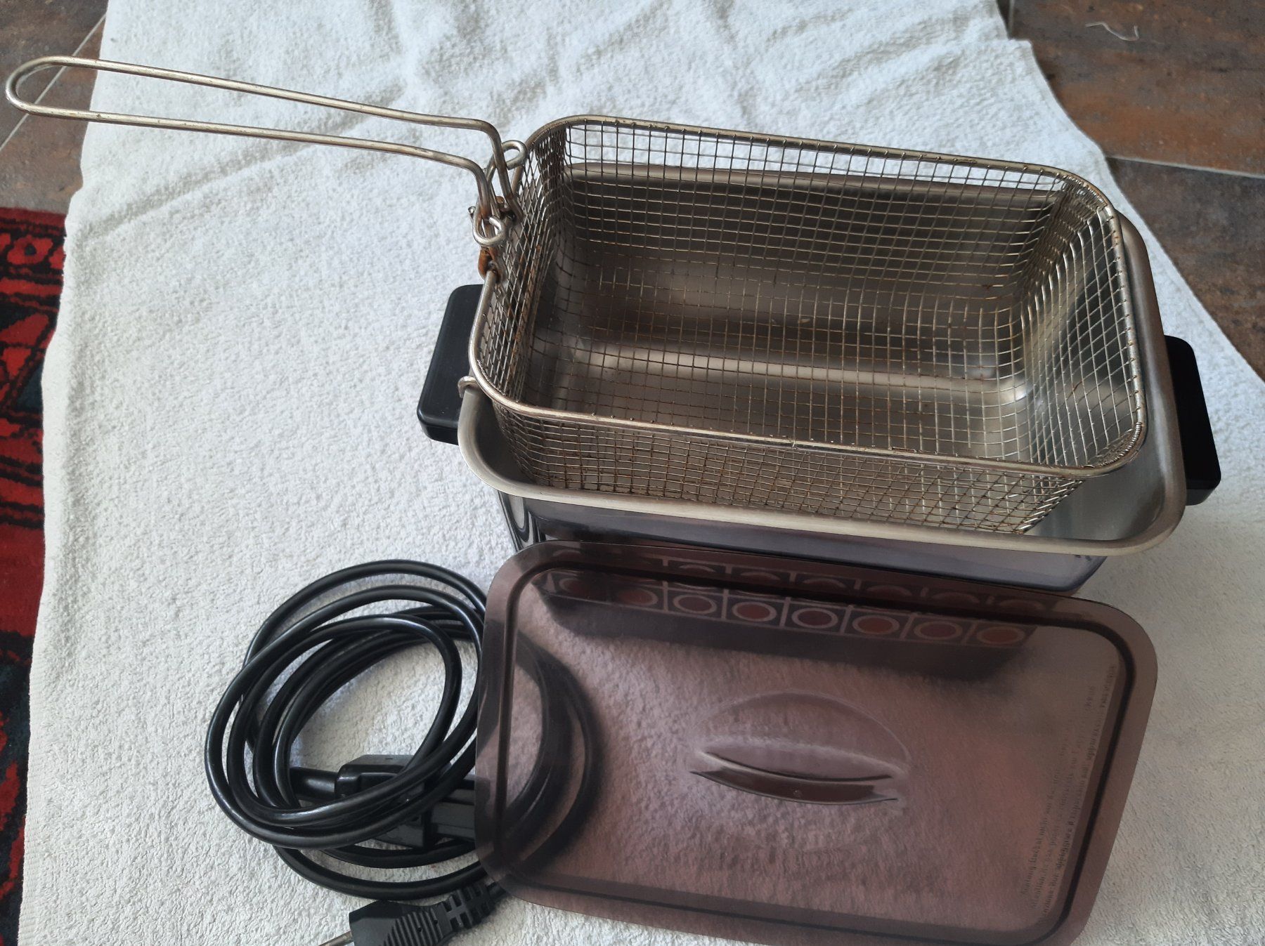 Elettrodomestici da cucina: Kleine kompakte Friteuse – Usato da Ostermundigen venduto da prr848 2