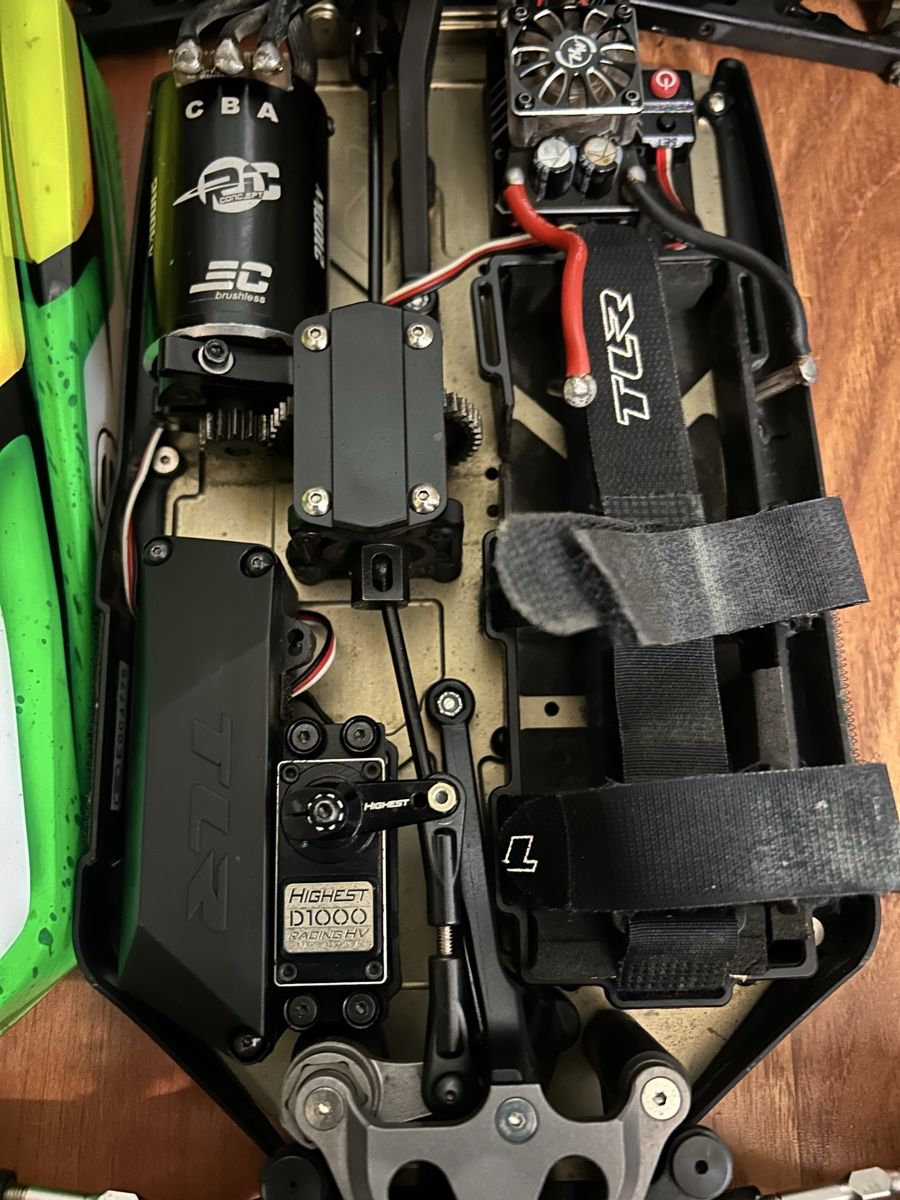 Losi Modellismo RC: Tlr 8ight-e 4.0 complet – Usato da Ecublens VD venduto da RodrigoFortunato249 3