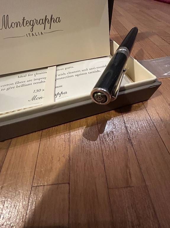 Montegrappa Stylos & Marker: Stylo Roller Montegrappa Espressione Noir&Argent Massif 925 – D'occasion à Genève par fbe_ywk6 3