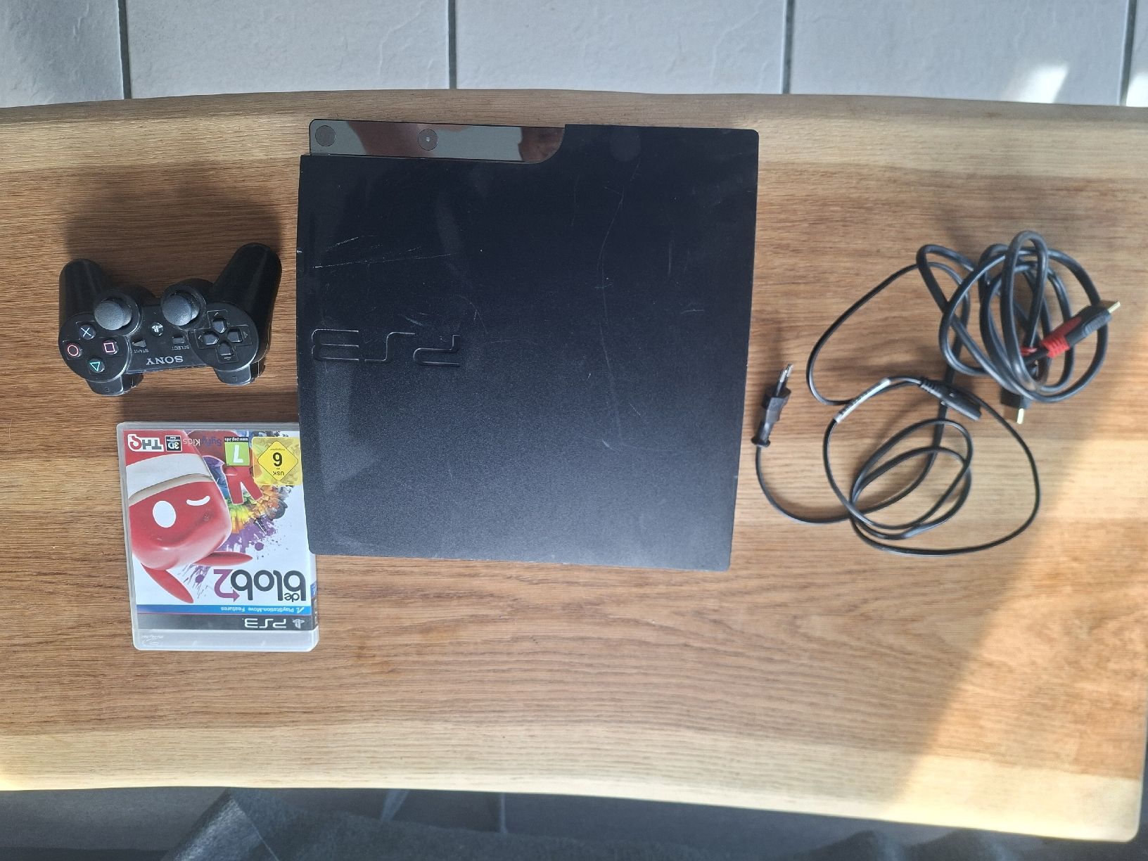 Sony Console: Sony PlayStation 3 Konsole schwarz mit Controller & Spiel – Usato da Büren zum Hof venduto da Flohmarkt_Bern