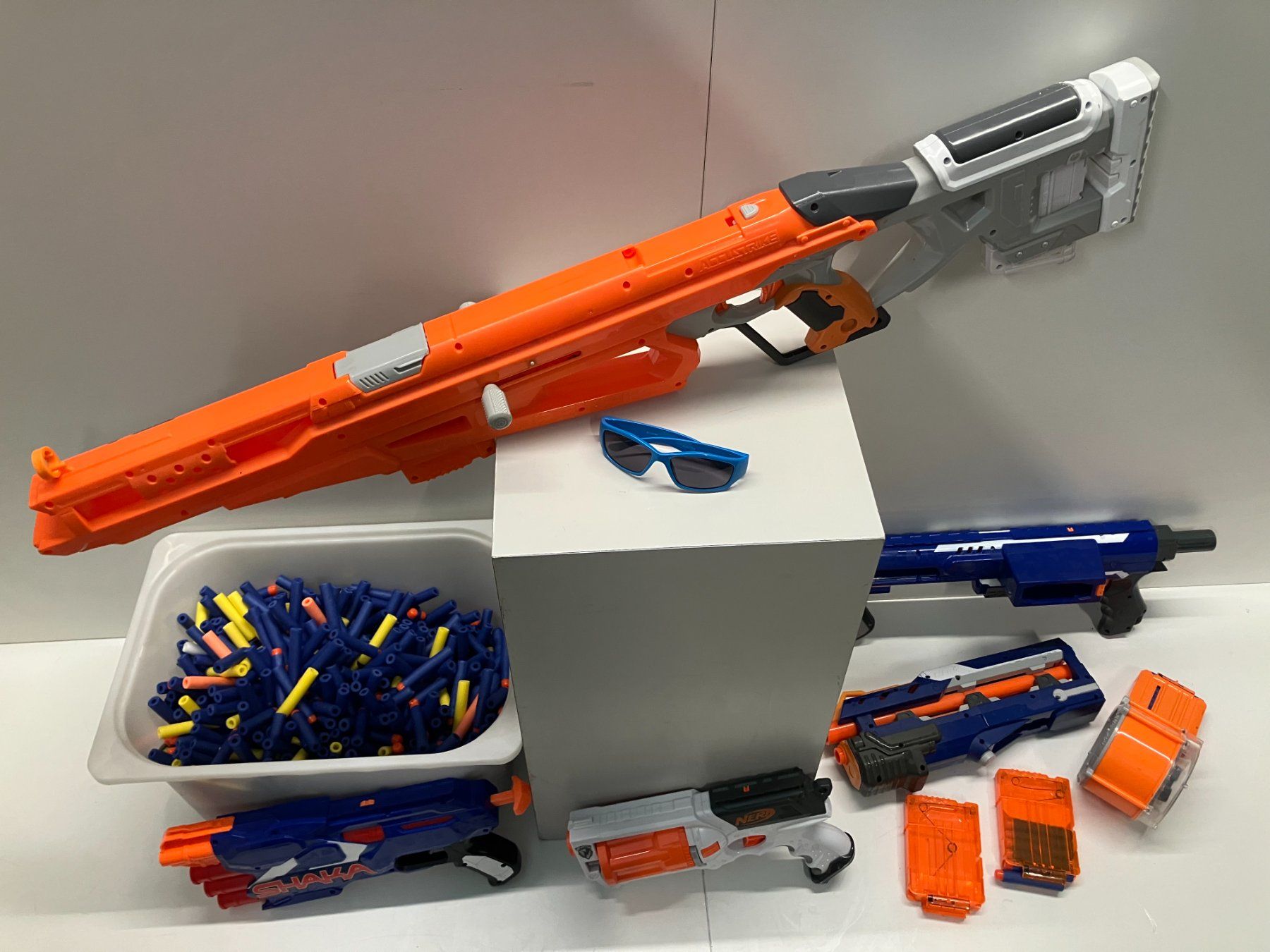Nerf Giocattoli: gr. Posten gebr. NERF Action Spielzeug ab 1.- – Usato da Lichtensteig venduto da Buy24International 6