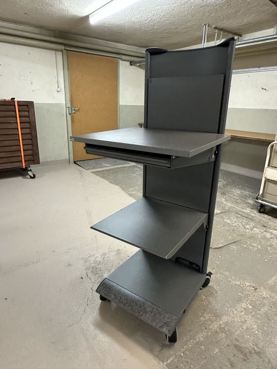 LISTA mobiler Computertisch, Stehpult, flexibel verstellbar (Gebraucht ...