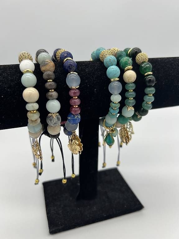 Bracciali & Braccialetti: Handgemacht Armband Steinperlen – Usato da Buchs SG venduto da jco_st8t 4