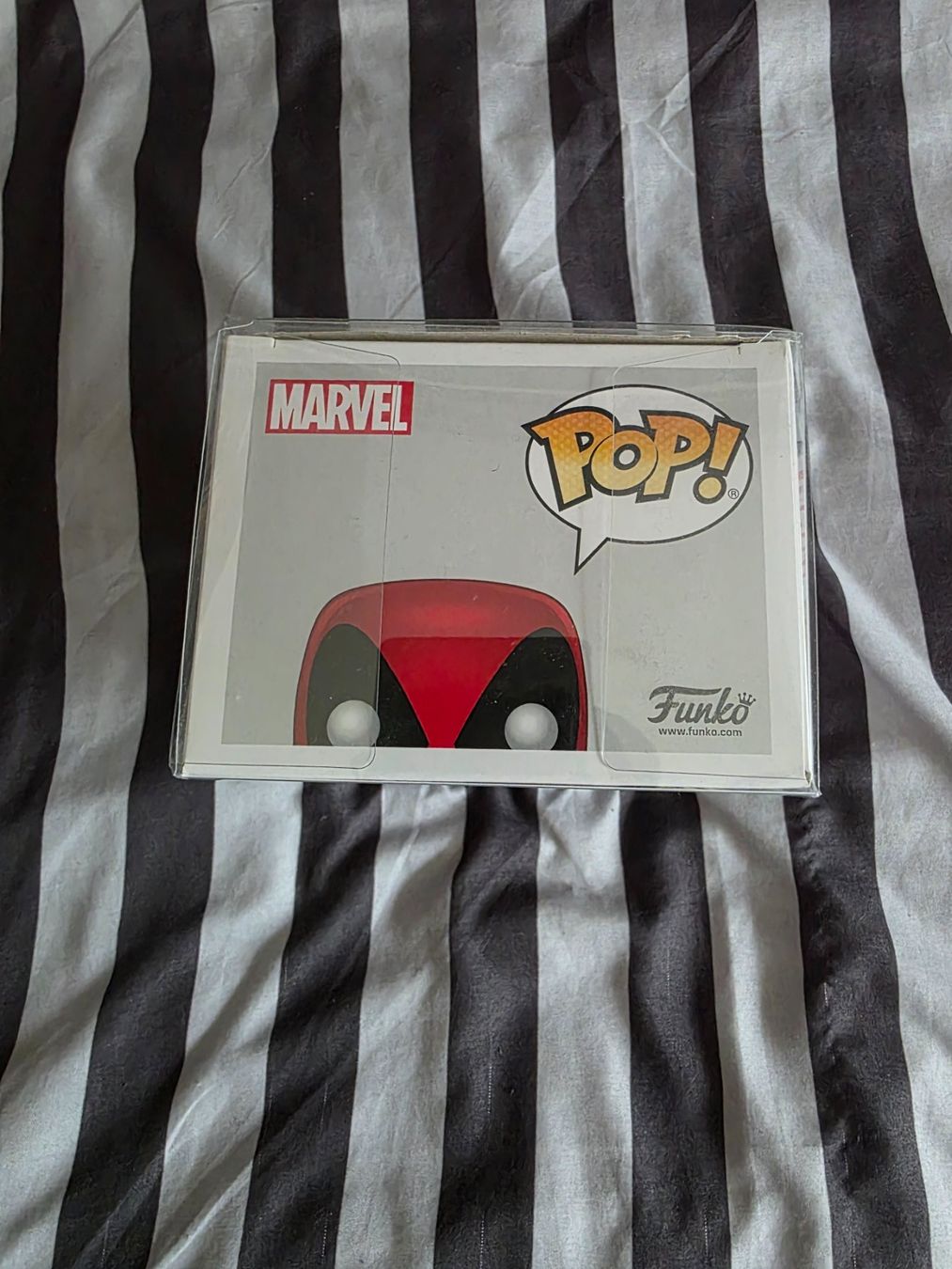 Funko Statuette: Funko Pop Deadpool thumbs up – Nuovo (secondo la descrizione) da Zürich venduto da Sams_FunkoandComics_ 4