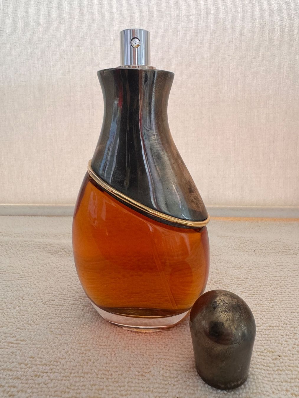 Profumi & Eau de Toilette: HALSTON EDC,3 oz=88 ml spray Langanhaltend, Süchtigmachend – Nuovo (secondo la descrizione) da Heerbrugg venduto da dwfg 2