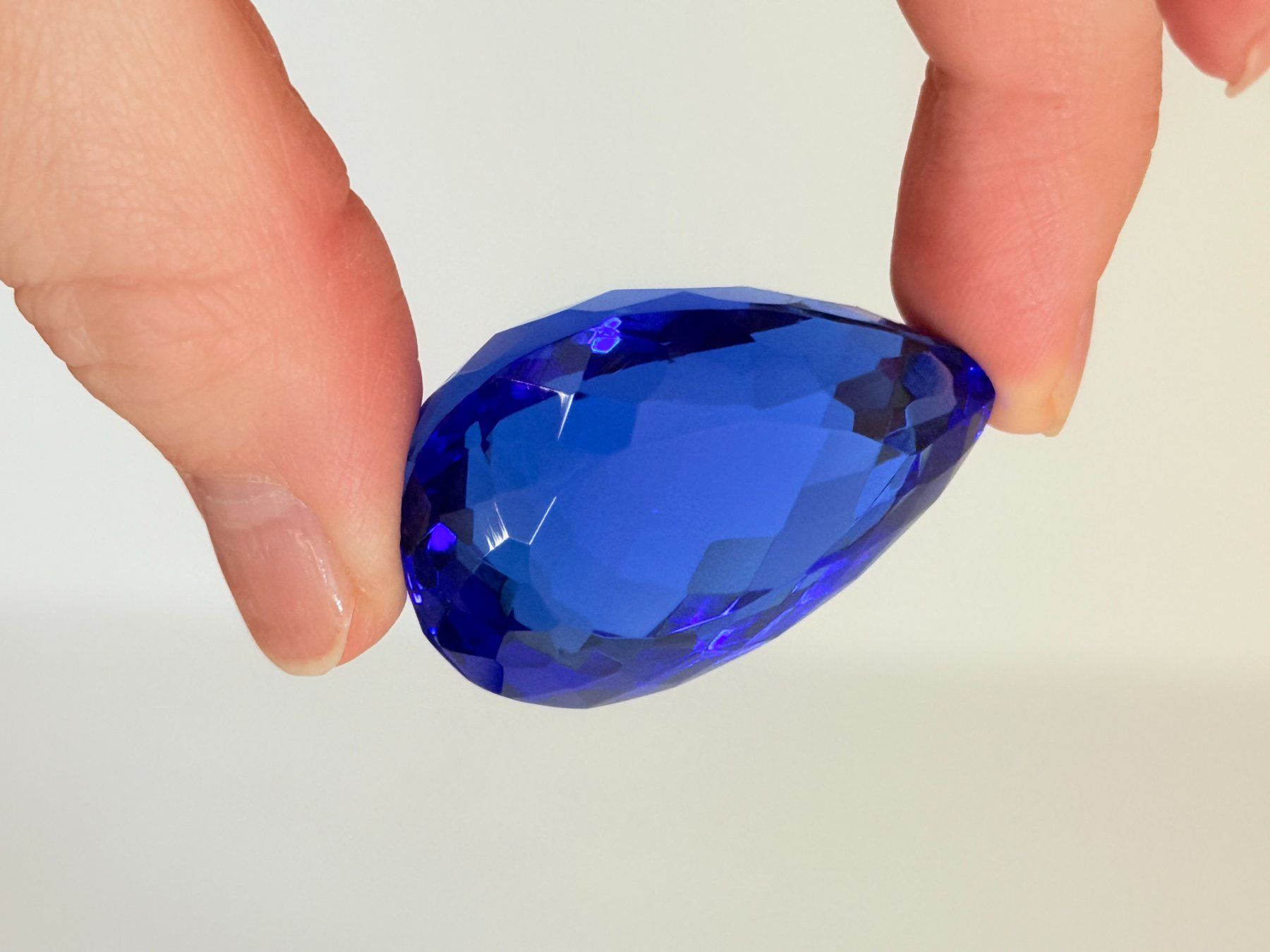 Minerali & Pietre curative: Certified 122.25 Ct – Nuovo e nell'imballaggio originale da Genève venduto da AWWA 4