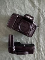 Nikon F90 + MB-10