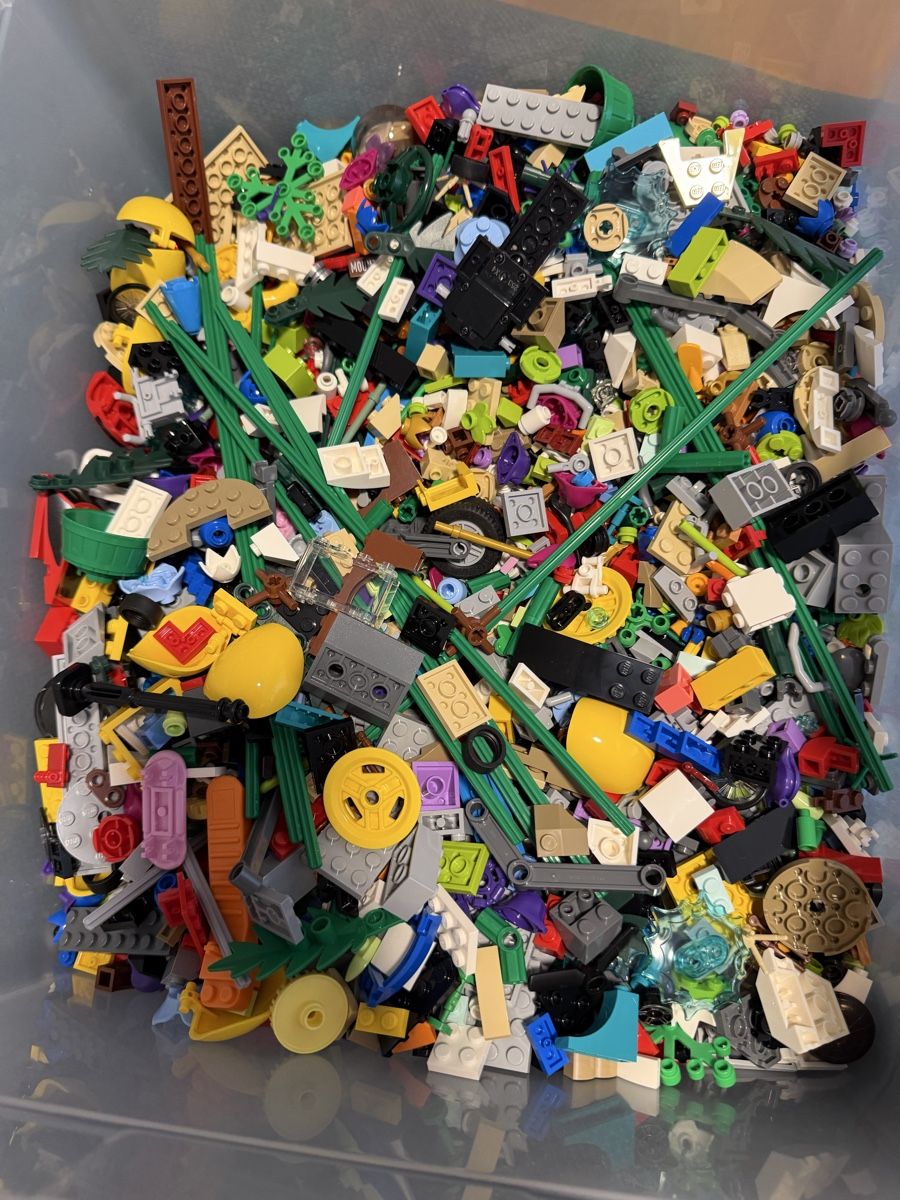 Lego Kit di costruzioni: Lego Konvolut 1,8kg – Usato da Schwarzenburg venduto da Schrepfer 1