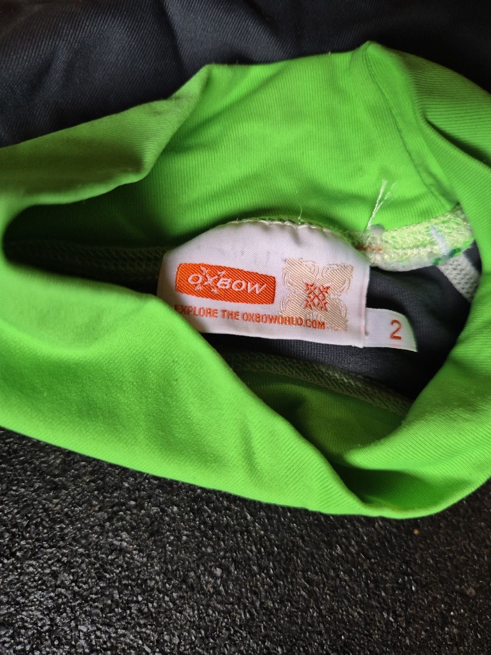 T-Shirts: UV Surf Langarmshirt Grösse M – Gebraucht aus Chur von olipue 2