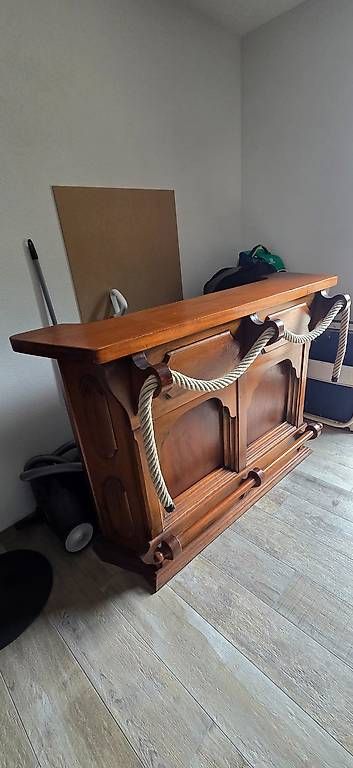 Allestimento di negozi e stand fieristici: Comptoir de bar – Usato da Corcelles NE venduto da GPA1965 2
