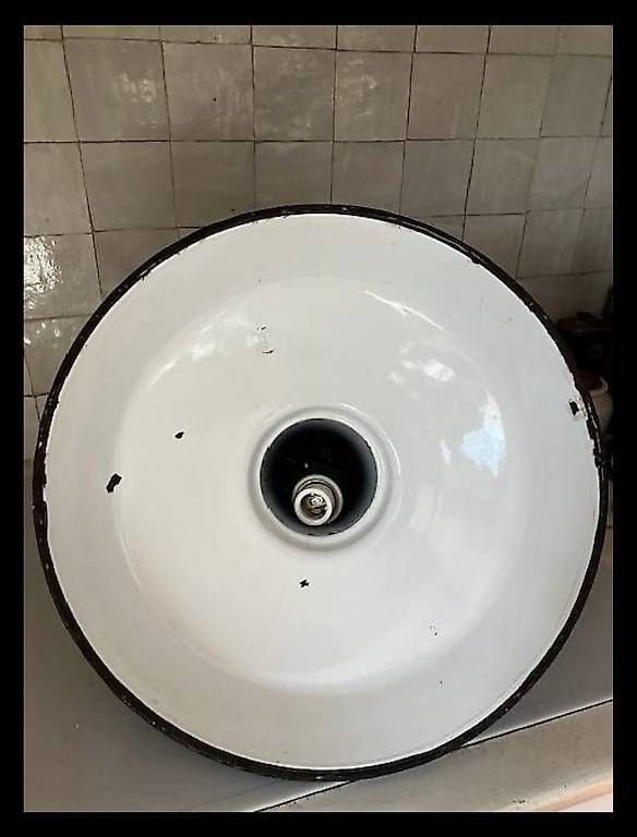 Lampade: Très belle lampe, véritable suspension industrielle. – Usato da moudon venduto da c_pavlos 2