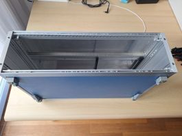19" Gehäuse der Marke Schroff