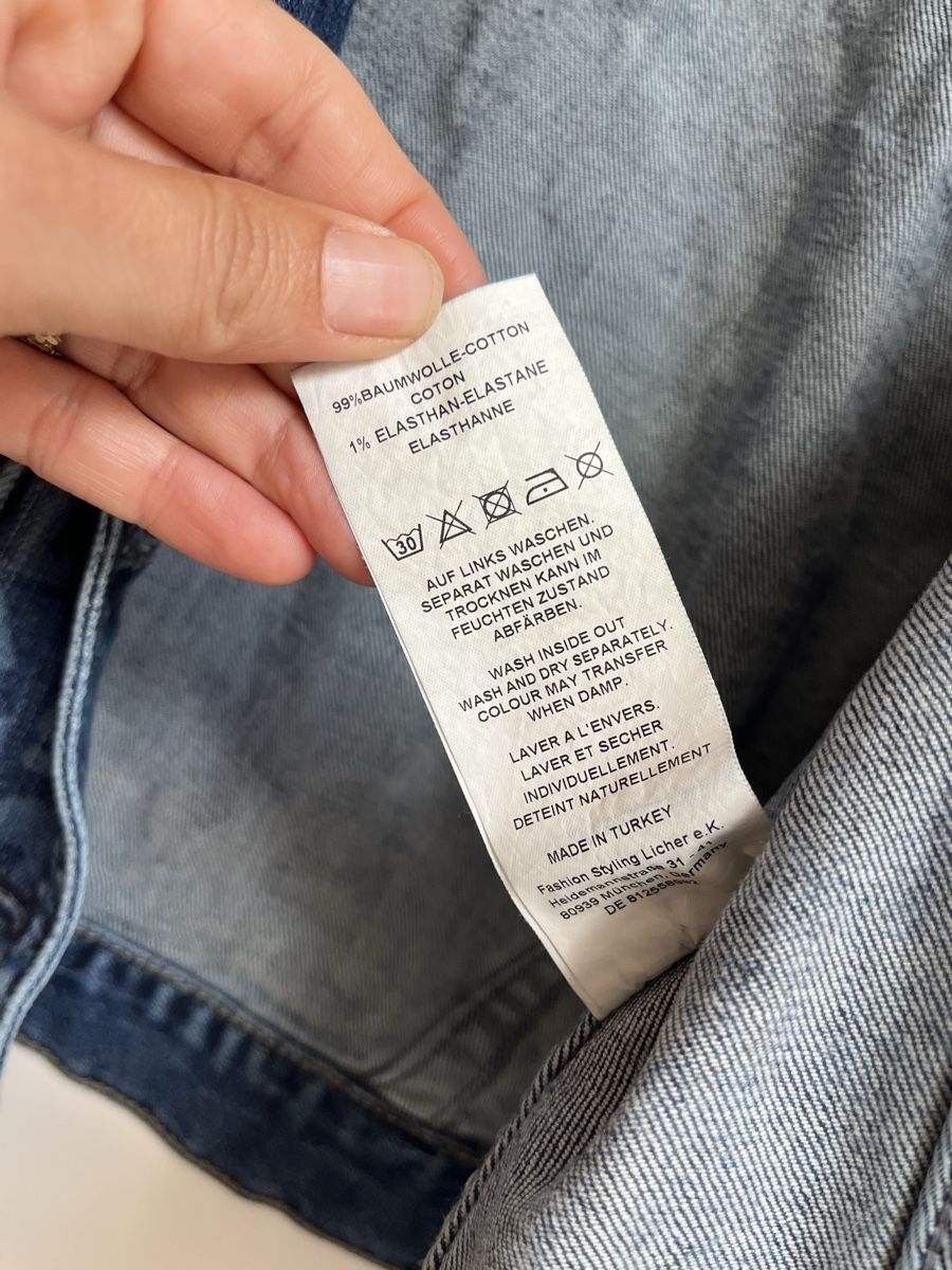 Jacken: Herrlicher Jeansjacke im Lettering-Style – Gebraucht aus Zeiningen von man_69cj 4