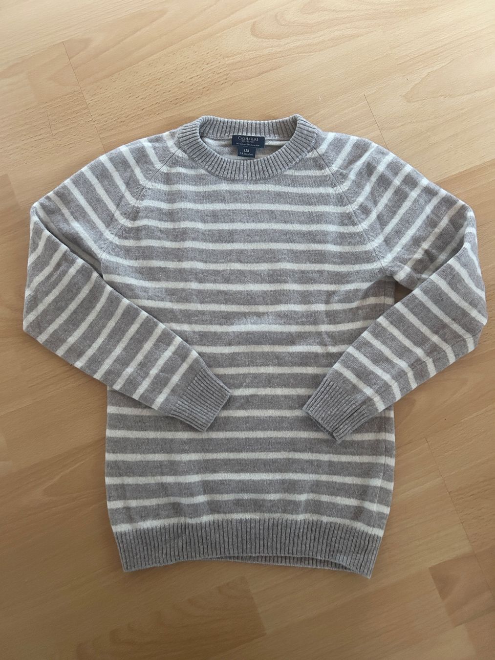 Kleiderpakete: 4 x Cashmere Collection Pullover - Gr. 128 – Gebraucht aus Illnau von Monkky 2