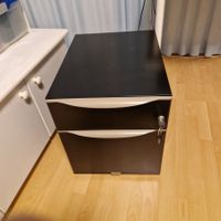 Korpus, abschliessbar,