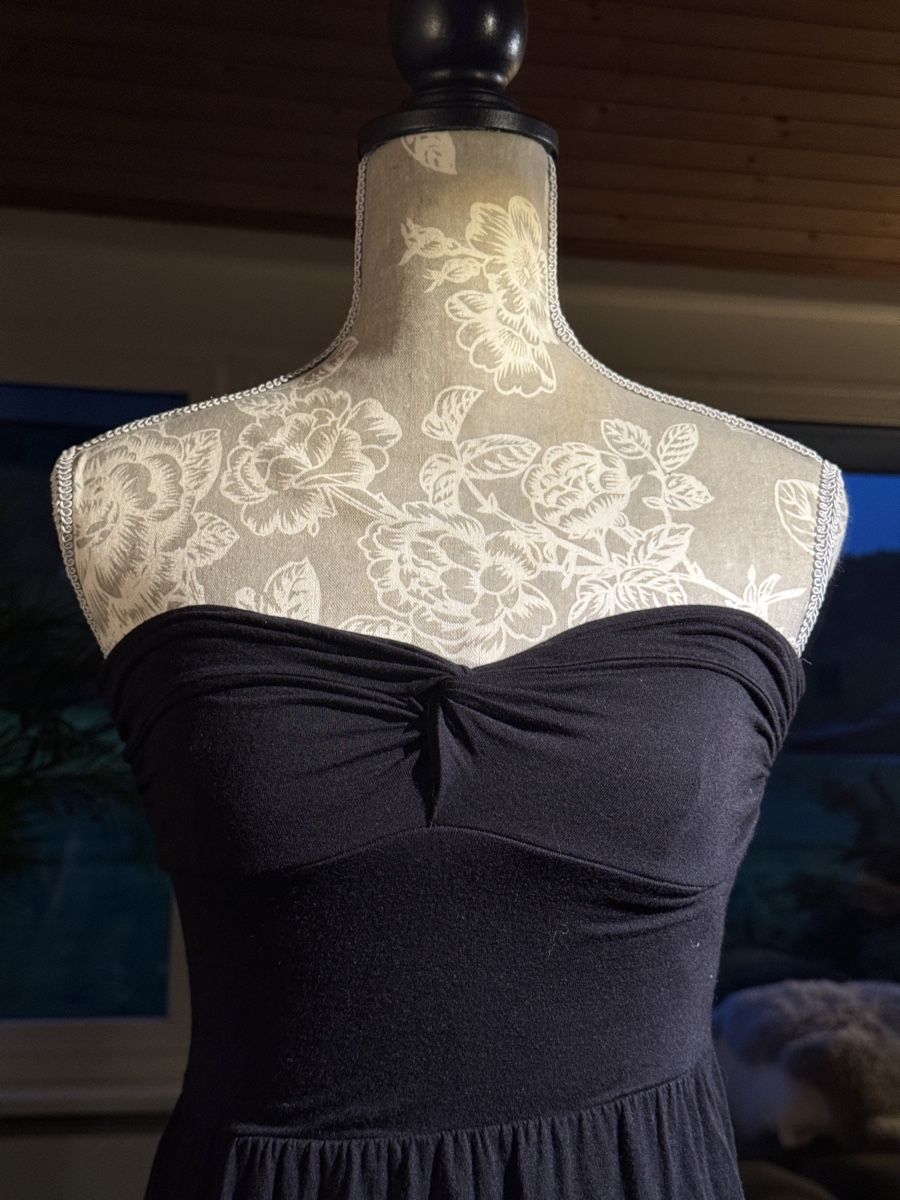 Vestiti: Schwarzes Kleid/Rock – Usato da St. Gallen venduto da bea_9qzt 3