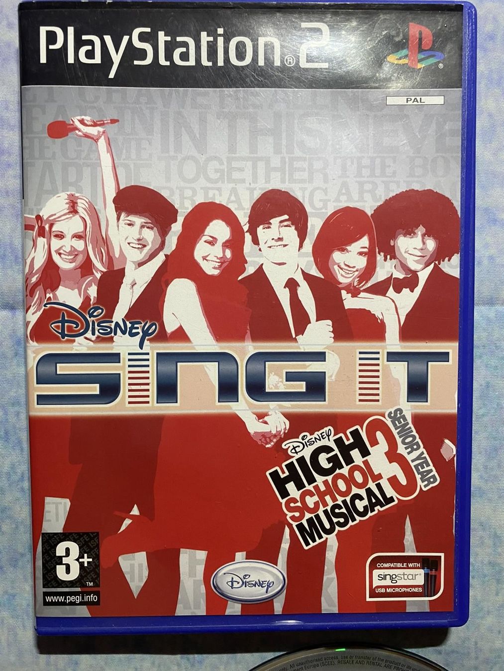 Disney Giochi: PS2: Disney Sing it High School Musical3 – Usato da Märstetten venduto da AlienNova