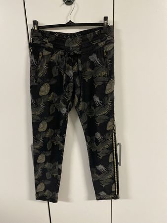 Damen Jeans marée in Gr.M