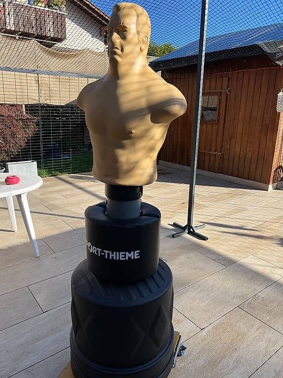 Sacchi da boxe: Box-Dummy/Sack – Usato da Wauwil venduto da Parapenteurs 1