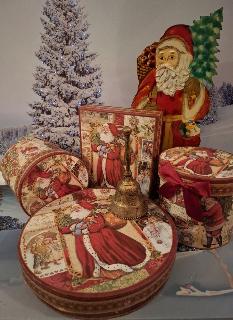 Toutes les décorations: NIKOLAUS GESCHIRR PLUS DEKO – Neuf avec emballage d'origine à Gretzenbach par schibaya
