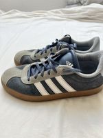 Adidas Sneakers bleu taille 38 