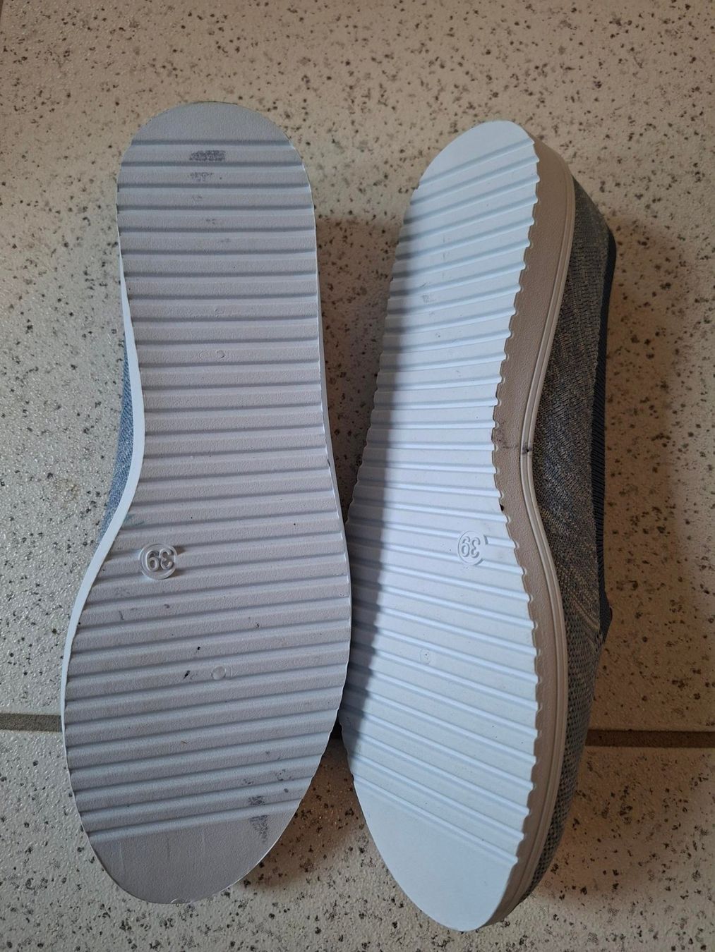 Damenschuhe: Schuhe Gr. 39 – Neu (gemäss Beschreibung) aus Hittnau von vanescott 2