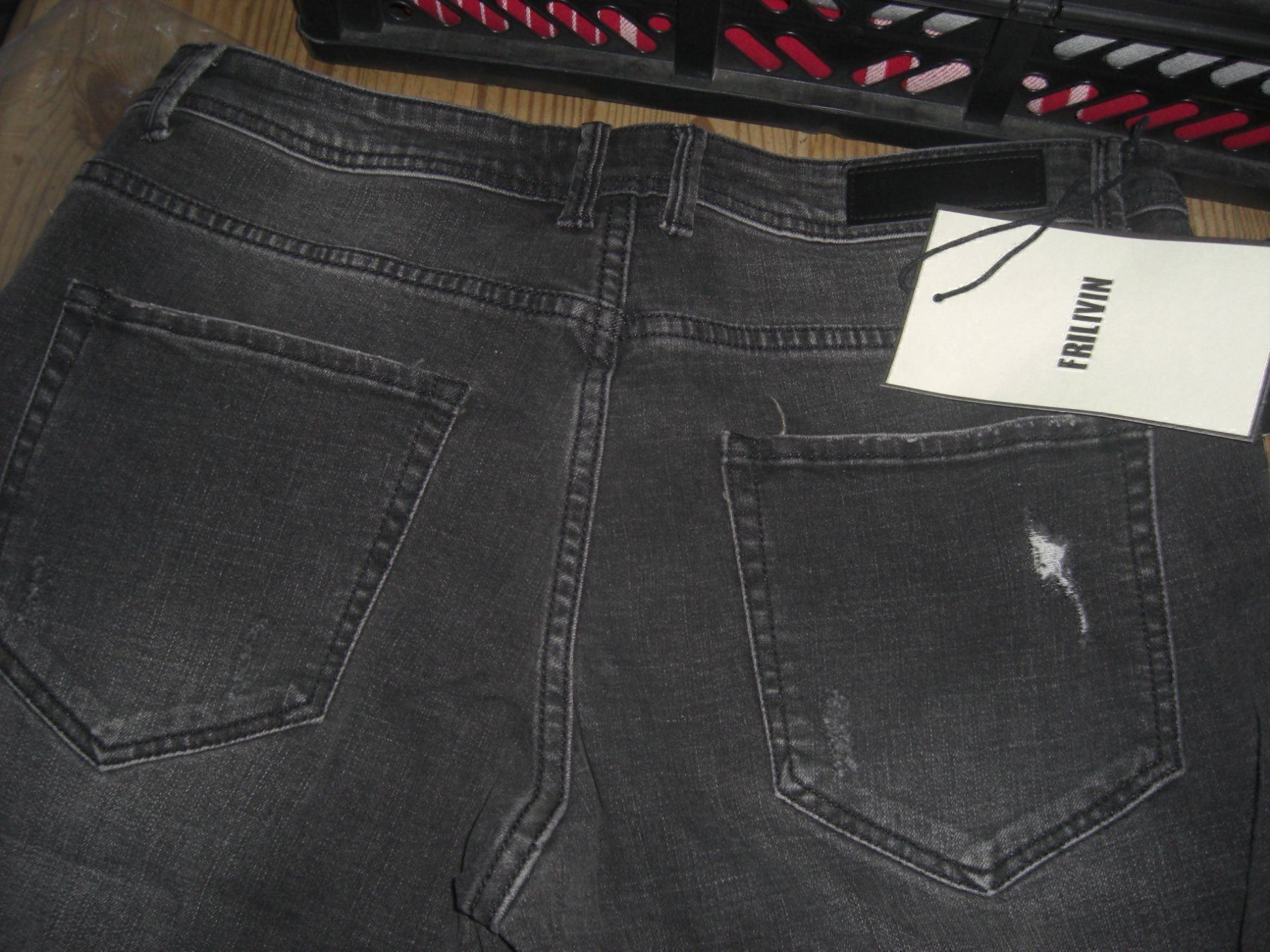 Pantaloni: Pantalon Taille 36 FRILIVIN – Nuovo e nell'imballaggio originale da Veyrier venduto da kimedovapa 3
