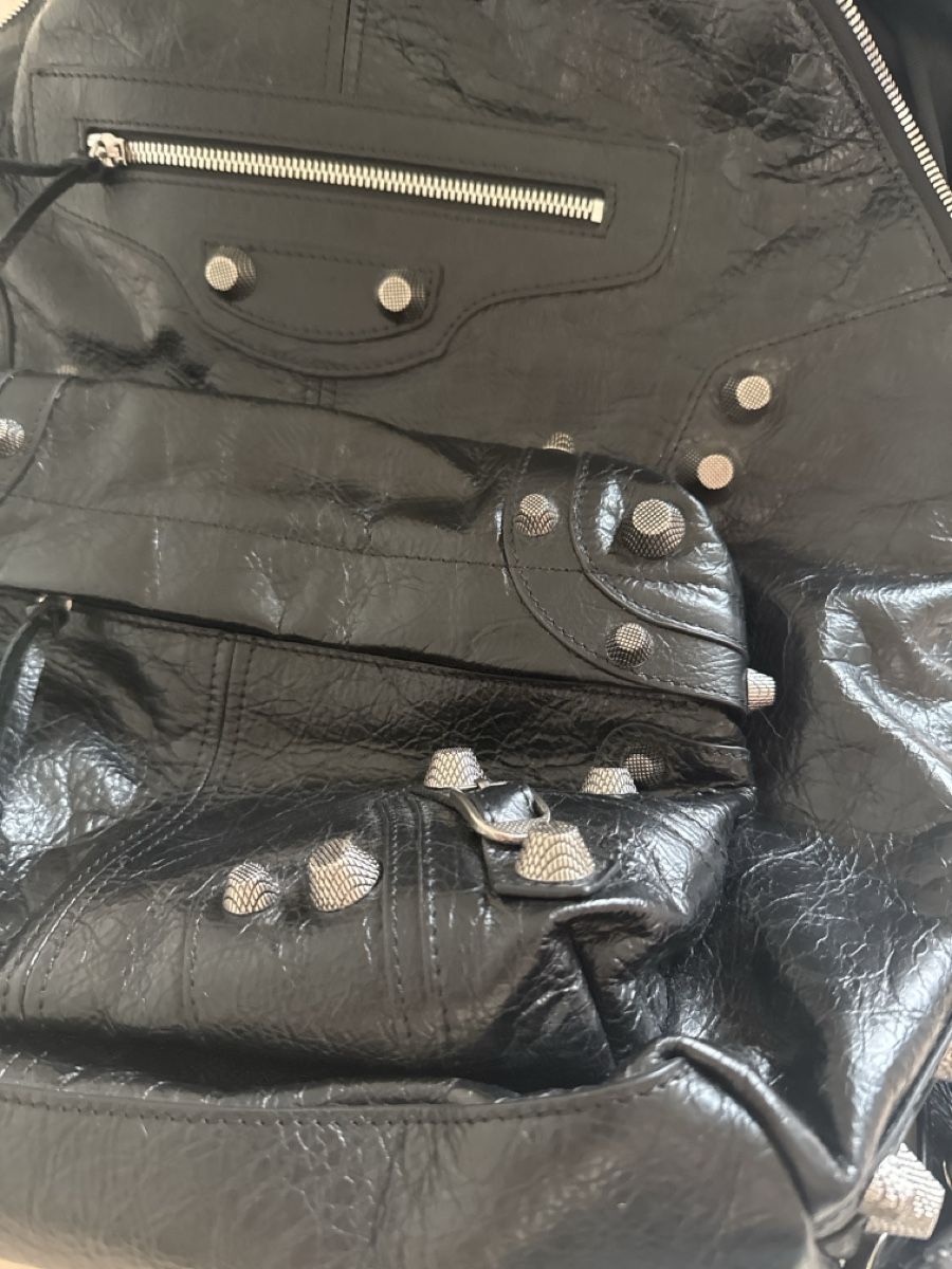 Zaini: Rucksack Le Cagole aus Leder Neu – Nuovo (secondo la descrizione) da Luzern venduto da TENDIMO 5
