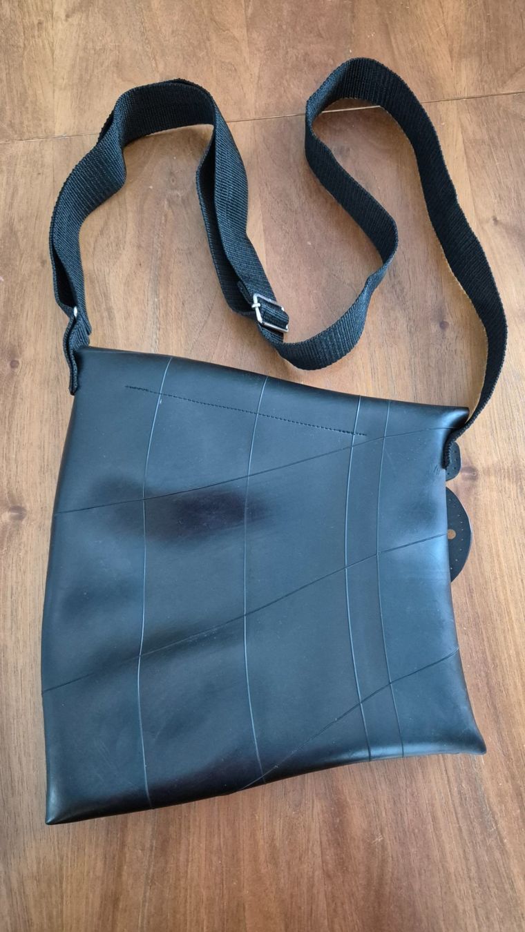Borse: Schultertasche – Usato da Adliswil venduto da crizoprazio 1