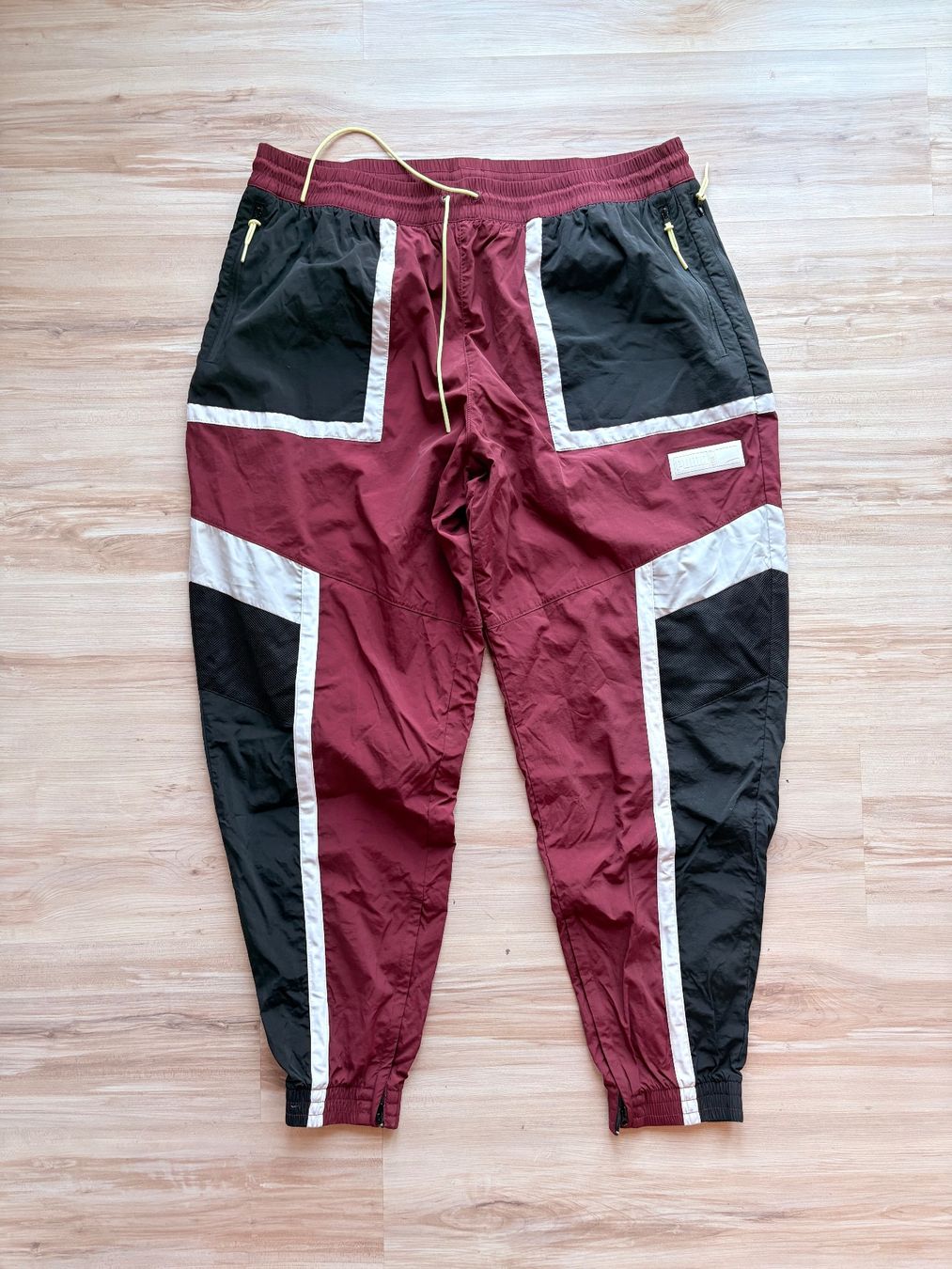 Puma Completi, tute sportive e funzionali: Puma Tracksuit – Usato da Wigoltingen venduto da _vntg_ 3