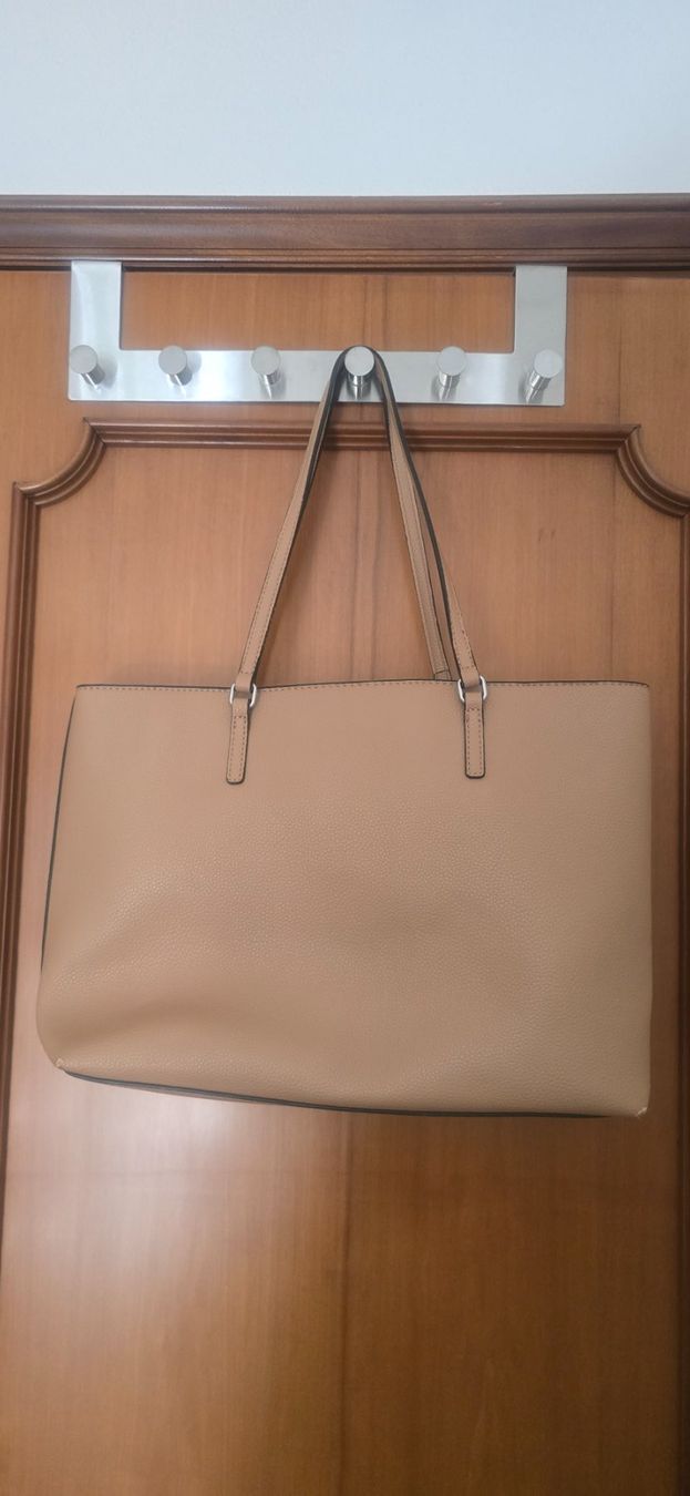 Guess Borse da donna: Guess shopping bag – Usato da Spreitenbach venduto da Breezyel 1
