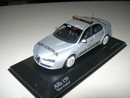 Alfa Roméo 159 Race Control 2006 * Minichamps 1:43
