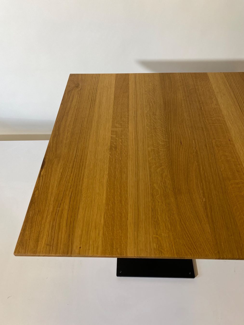 Tavoli: Tisch mit Metall Fuss – Usato da Otelfingen venduto da dekor01 2