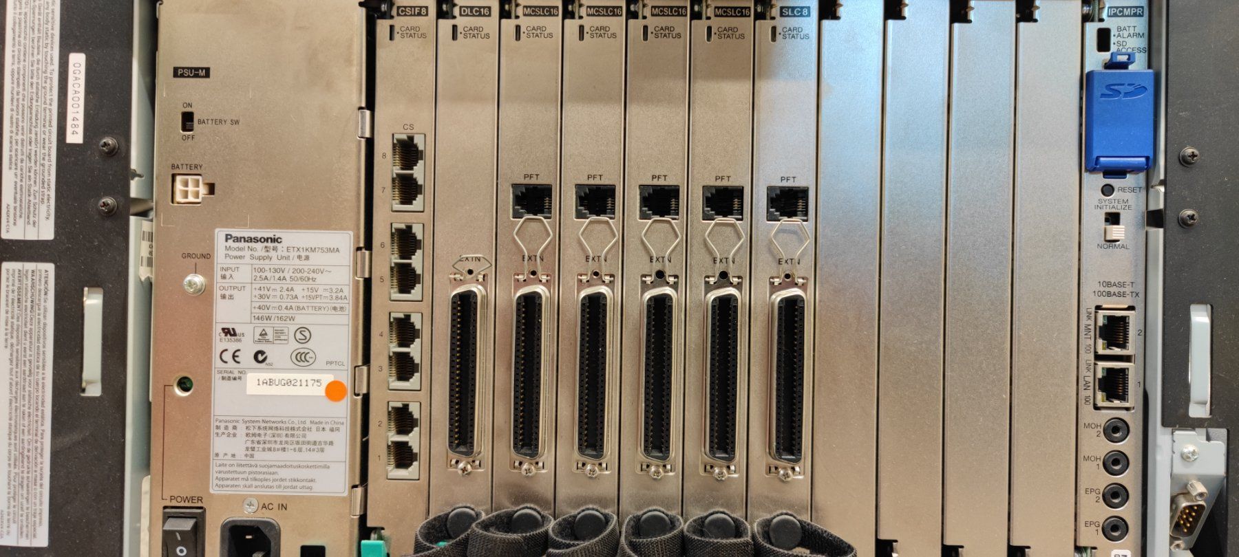 Panasonic Telefoni: Panasonic KX-TDE200 Telefonanlage – Usato da Zürich venduto da initfour 2
