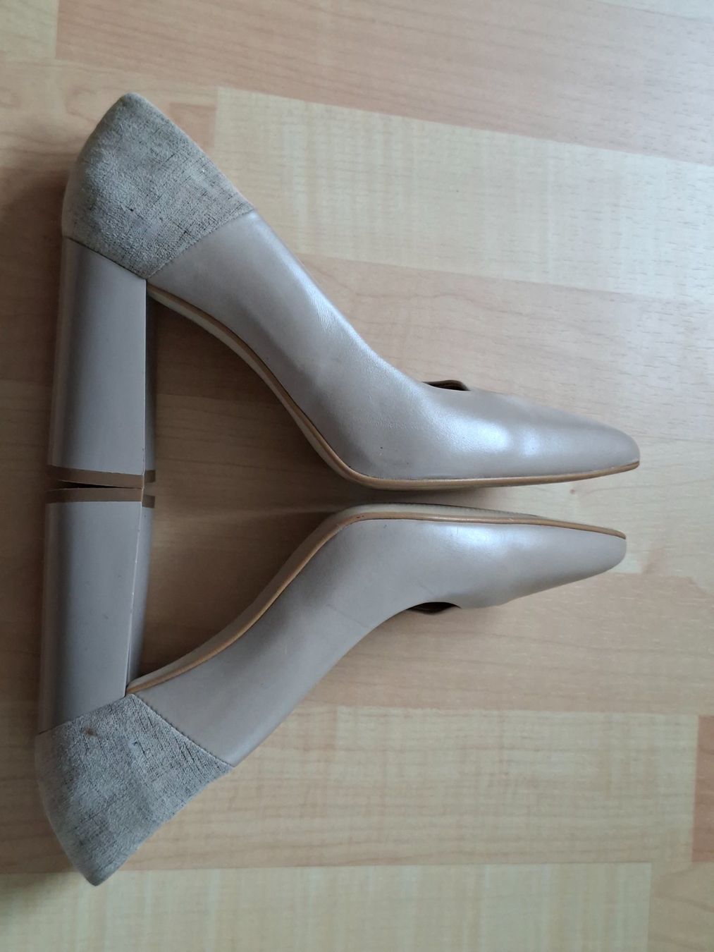 Chaussures femmes: Pumps Gr. 39 Echtleder – D'occasion à Niederlenz par ion_gv7d 3