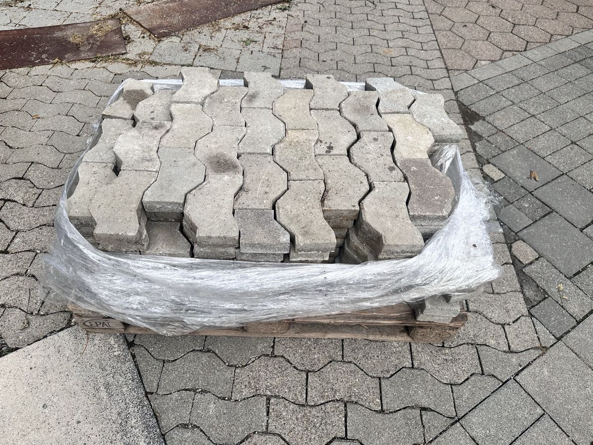 Bodenbeläge: UF Verbundsteine Höhe 4cm – Gebraucht aus Degersheim von liv_znl8
