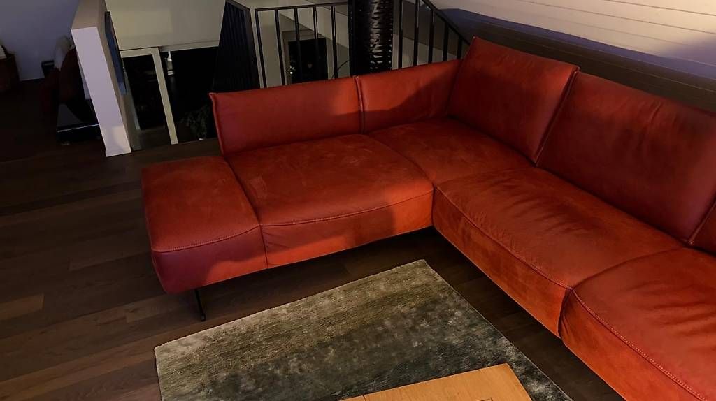 Sofas: 1 jähriges Designer Ecksofa matt Varga Echtes Leder  – Gebraucht aus Egg b. Zürich von AnnetteD02 4