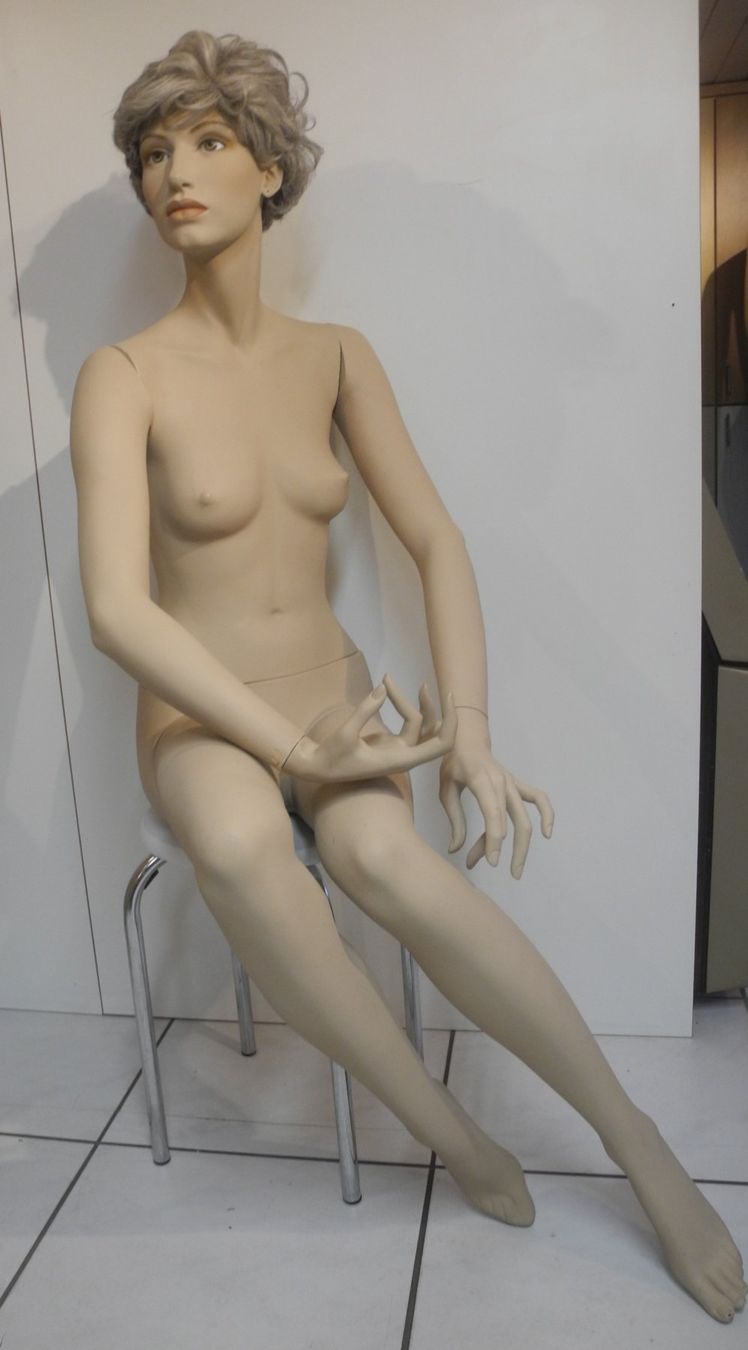Sonstige Dekorationen & Accessoires: Schaufensterpuppe / Mannequin antik "Casandra" – Gebraucht aus Kottwil von Crazyrolf 2