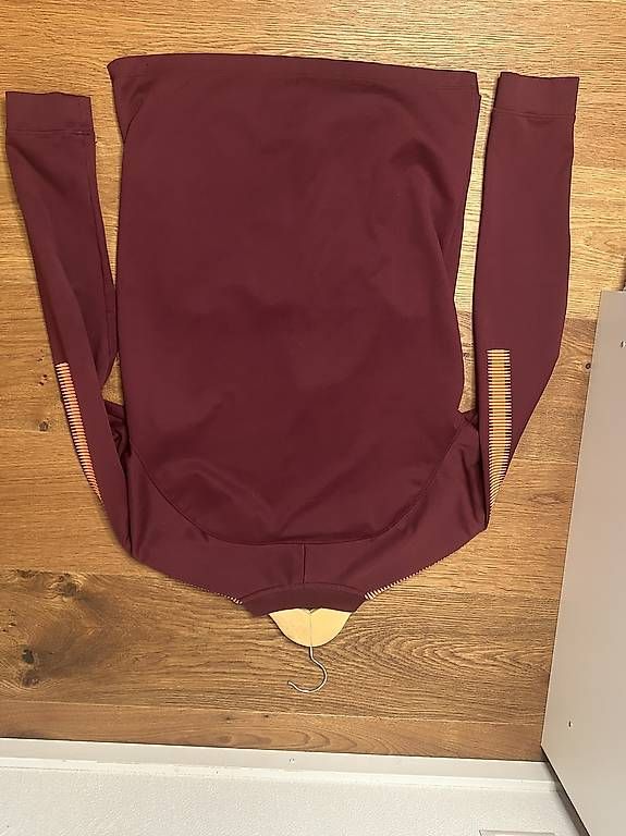 Nike Giacche: Barcelona Trainingsjacke – Usato da Bad Ragaz venduto da Closet_Dealz1 2