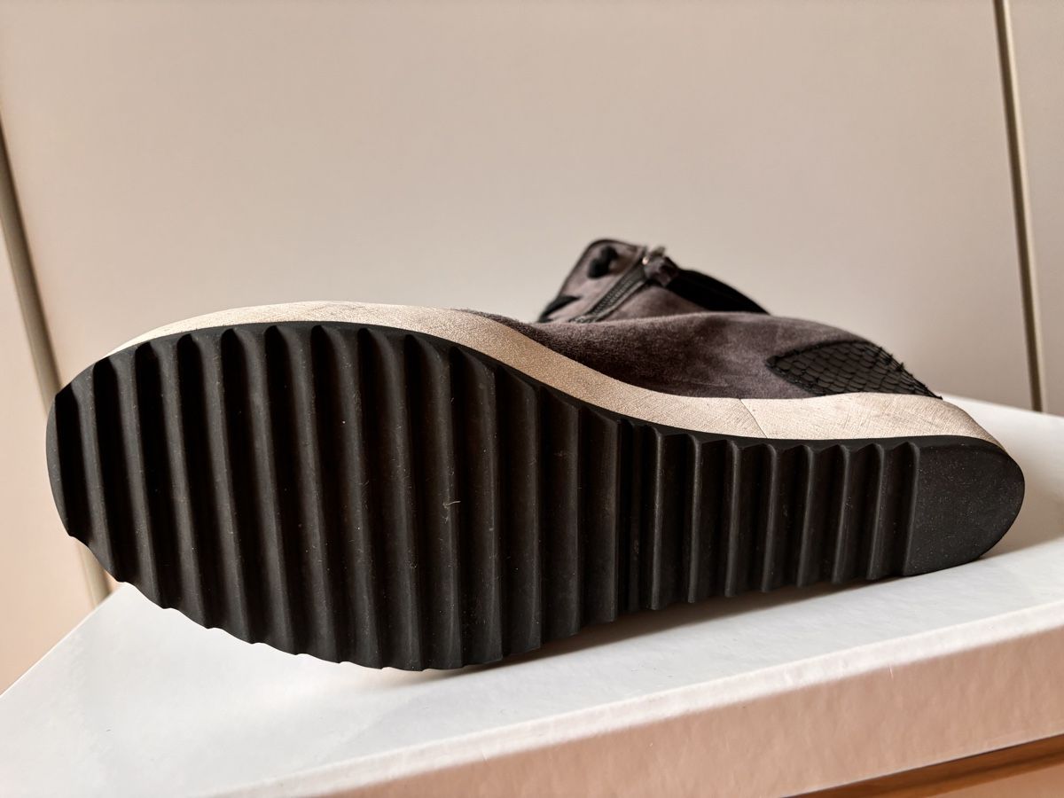 Navyboot Scarpe da donna: Sneaker Wildleder – Usato da Zürich venduto da ConnieS01 5