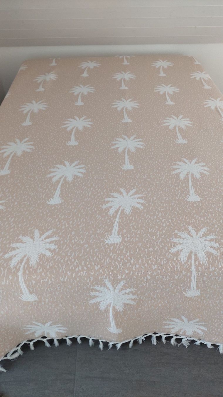 Decken: Decke / Plaid – Neu und originalverpackt aus Hüntwangen von Elyha