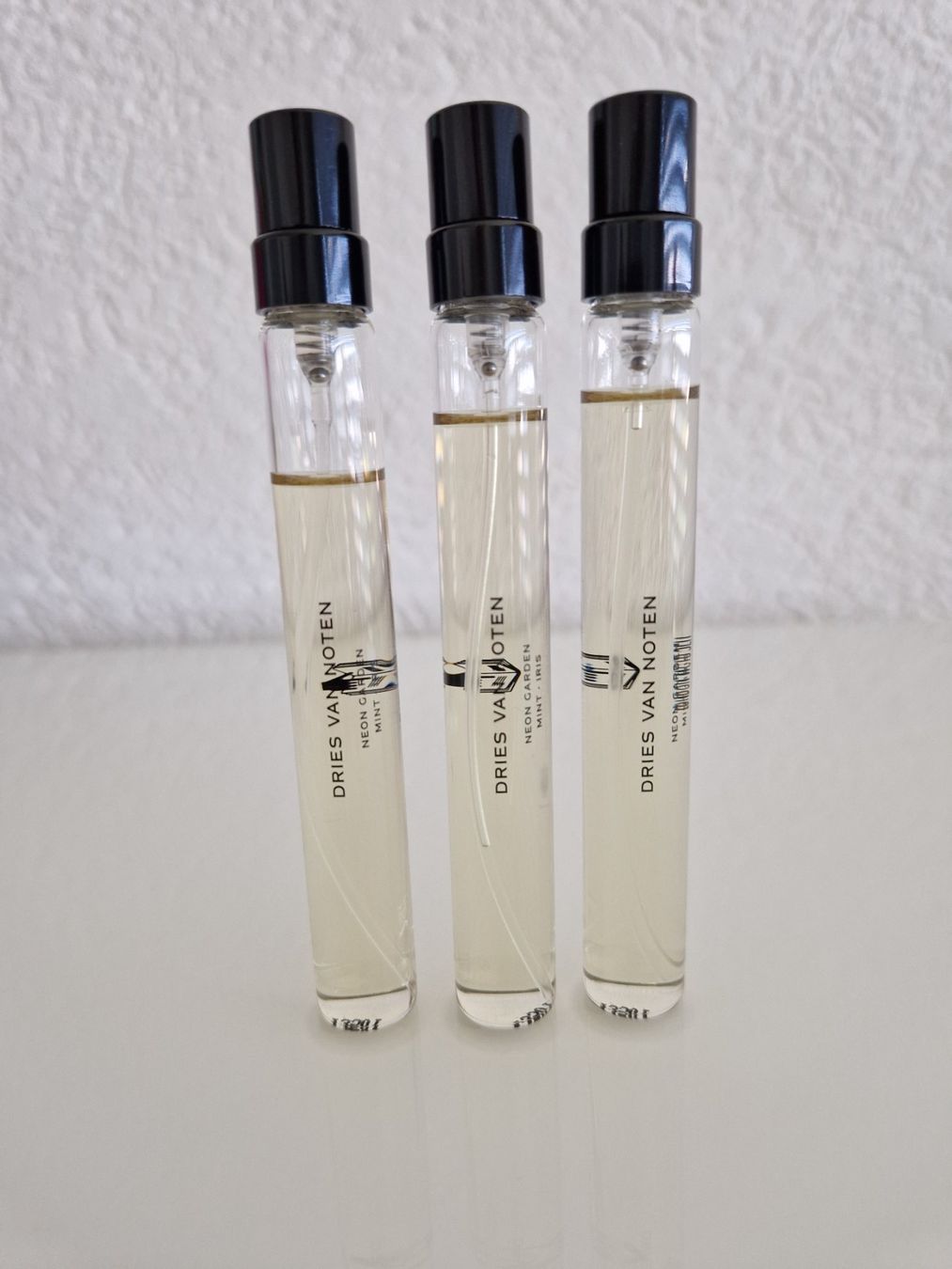 Profumi & Eau de Toilette: Dries Van Noten Neon Garden Eau de Parfum 3x10ml – Nuovo (secondo la descrizione) da Zürich venduto da swe_vr2x 1
