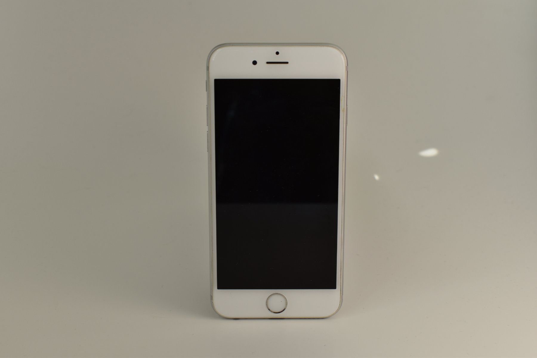 Apple Telefoni cellulari / Smartphones: iPhone 6 – Läuft & Entsperrt – Usato da Azmoos venduto da greenstone13