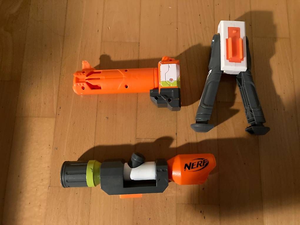 Jouets: Set accessori nerf – D'occasion à Meride par Alain0..