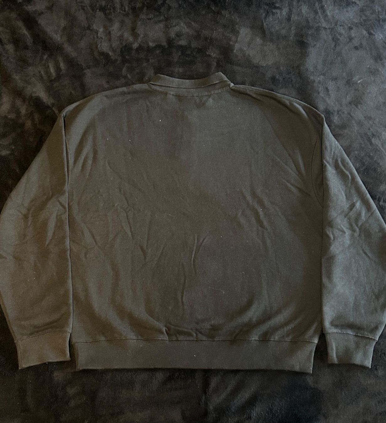 Pull&Bear Maglioni & Felpe: Pull&Bear Pullover schwarz Grösse M guter Zustand – Nuovo e nell'imballaggio originale da Roggwil BE venduto da ghemma 1